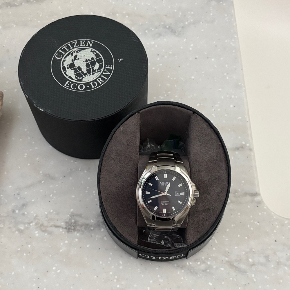 Citizen Eco-Drive paradigm Sapphire Silver and Navy Men's Watch Titanium
